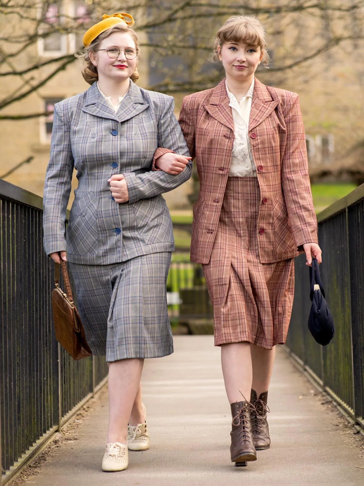 1940s Style CC41 Homefront Skirt Suit Claret Red