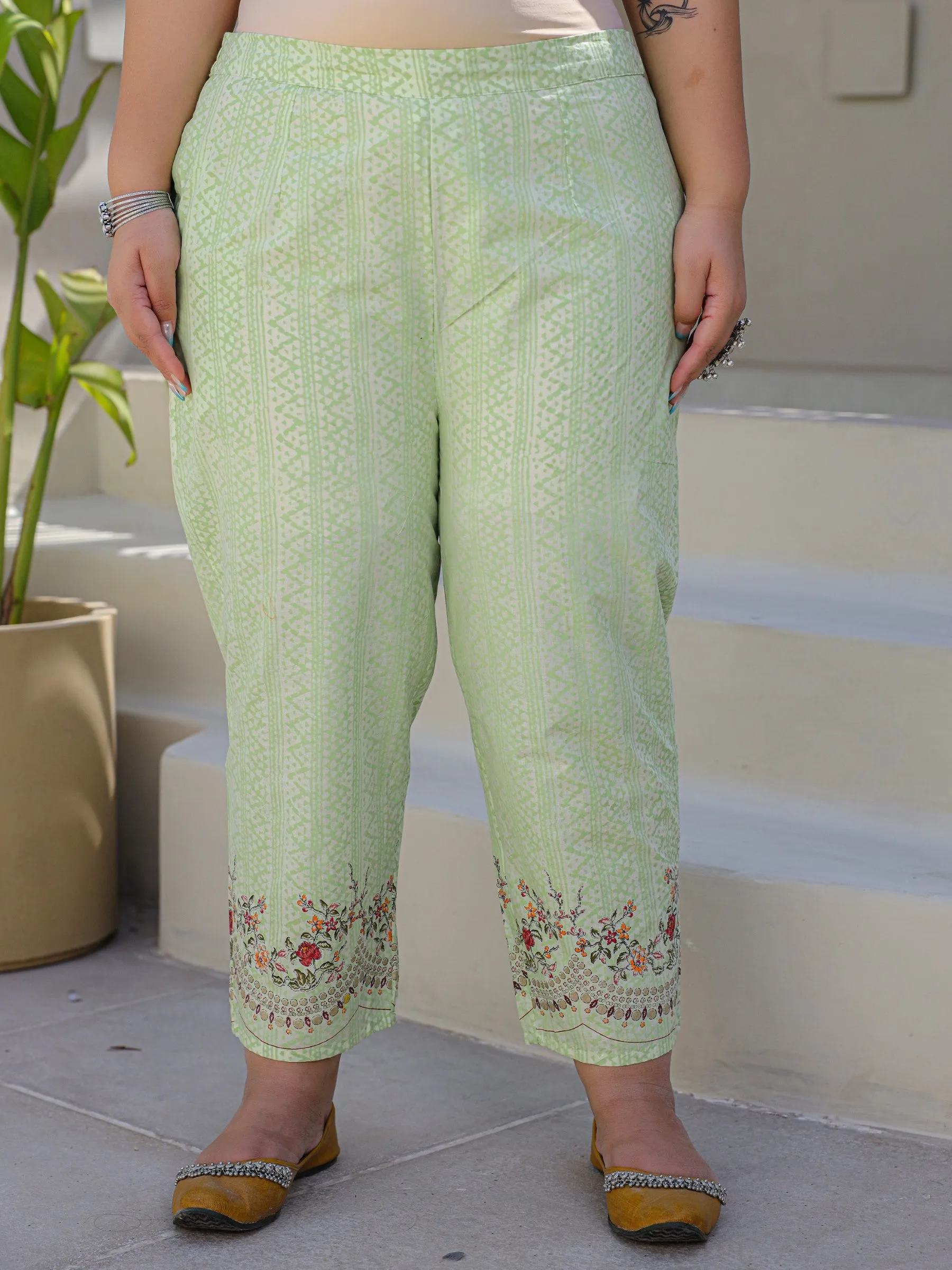 Juniper Green Floral & Ethnic Motif Printed Cotton Cambric Plus Size Kurta Pants & Dupatta Set With Beads & Sequins (3-Pcs)