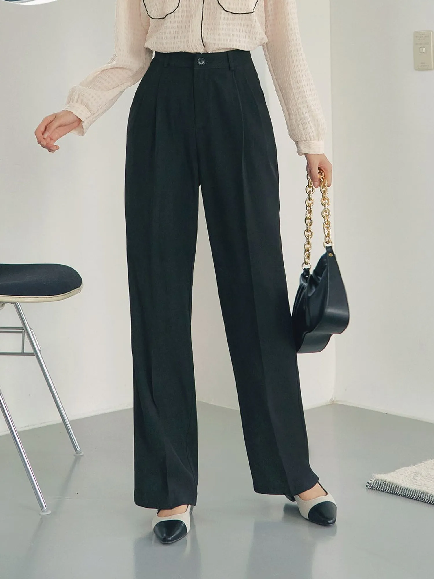 Pleated Wide Slacks