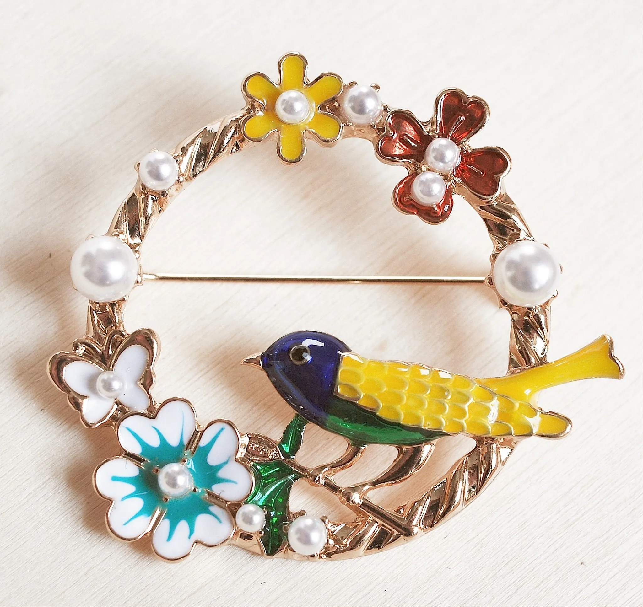 Vintage Brooch with Bird in Enamel